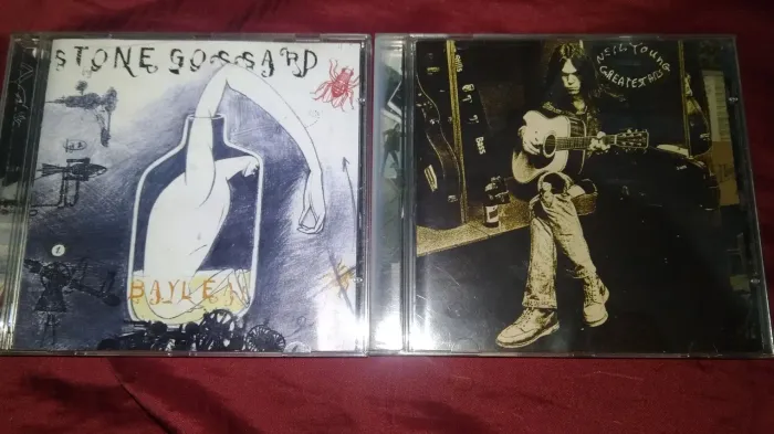 Stone Gossard (guitarrista do pearl jam) cd bayleaf + neil young greatest hits