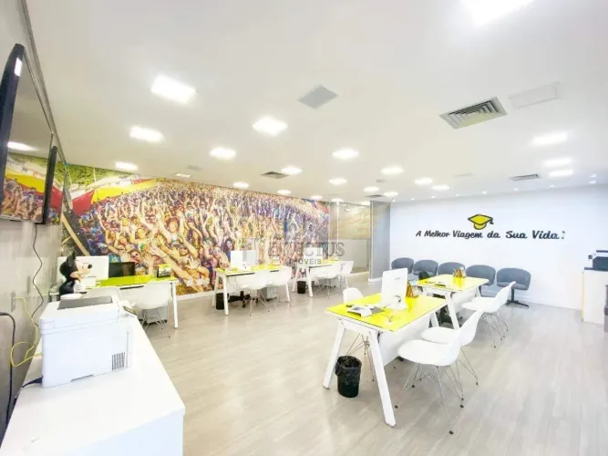 Sala Comercial no Térreo no Edifício Astor para Comprar, 69m² - Bairro Jardim, Santo André