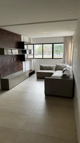 Vende-se Apartamento na Jatiuca bem em frente à praia