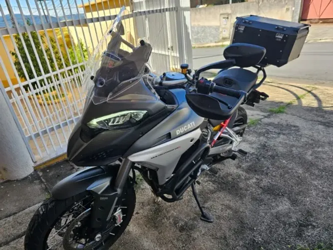 Ducati Multistrada V4S