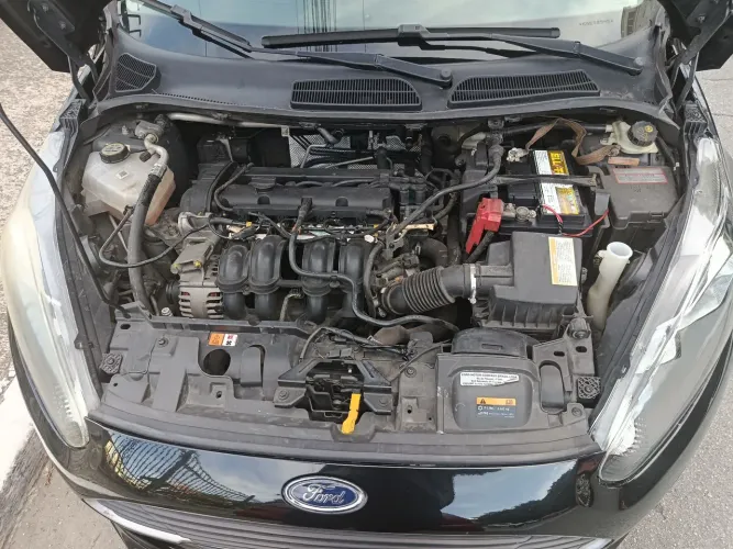 Ford Fiesta 1.5 16V Flex Mec. 5P 2014