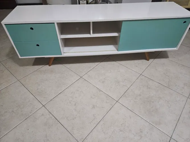 Rack de TV Moderno - Branco e Verde Mint