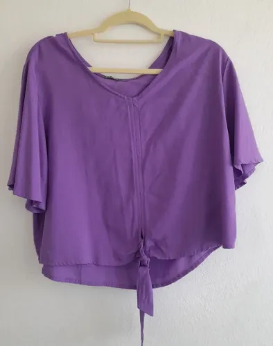 Blusa Manga Sino com Amarração frontal na cor Lilás -Tam.: G