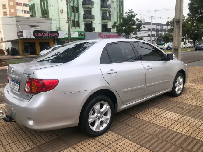 Toyota Corolla XEI 2.0 Flex 16V Aut. 2011