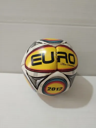 Bola Euro 2012 - Mini Colecionável (rara)