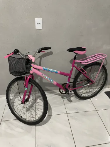 Bicicleta rosa feminina 
