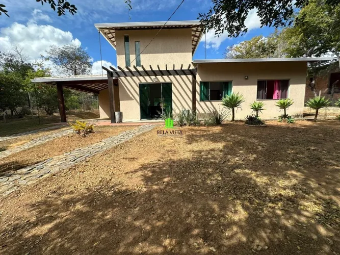 Casa em condomínio em Condomínio Vale Do Luar