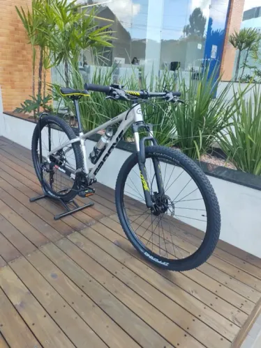 E-bike Groove E-Hype Okm Versátil