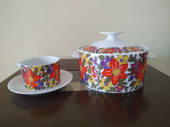 Sopeira e molheira porcelana Renner