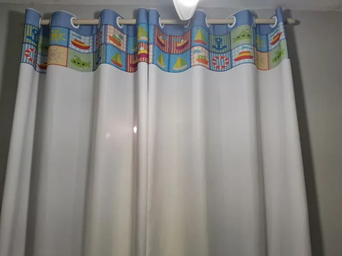 Cortinas para quarto infantil com tema náutico