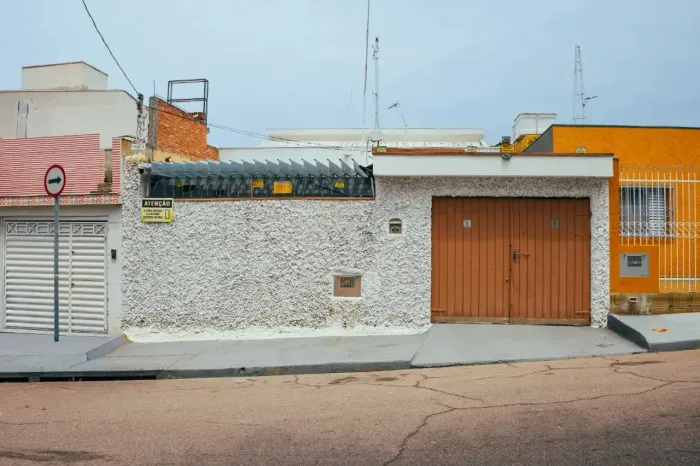 Casa tipo para venda em Jardim Messina com 2 quartos, 120m²