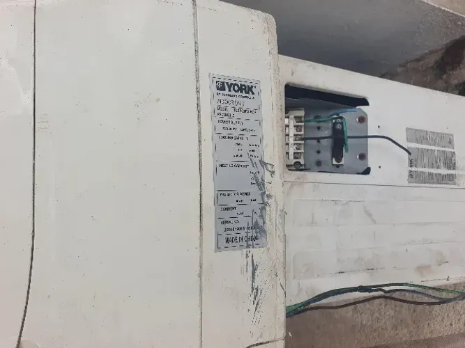 Kit geladeira e ar 28000 btu.