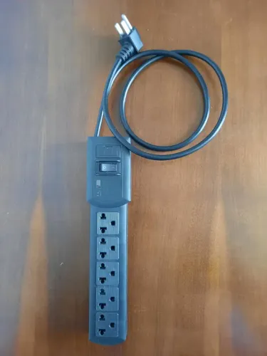 Extensão de tomada 5 tomadas com interruptor