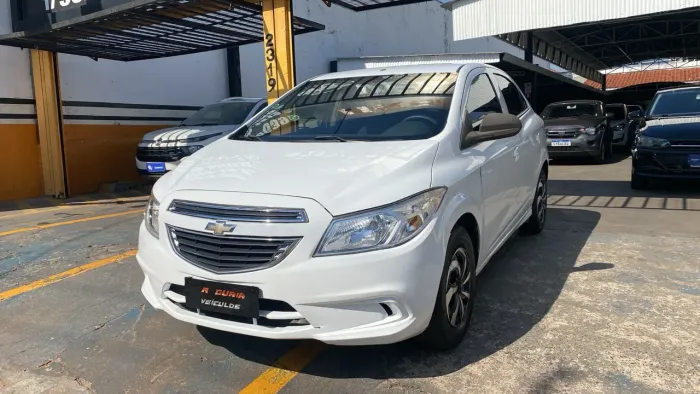Chevrolet Onix Hatch LT 1.0 8V Flexpower 5P Mec. 2015