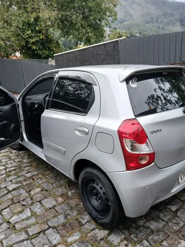 Toyota Etios X 1.3 Flex 16V 5P Mec. 2014
