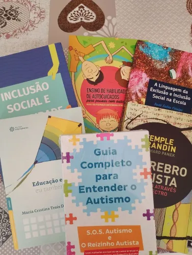 Ivro Educação 