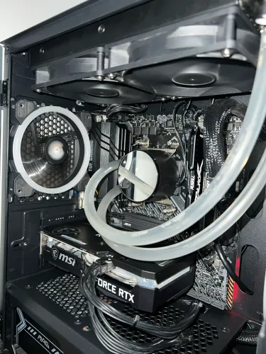 Rise Mode 240mm (Water Cooler)