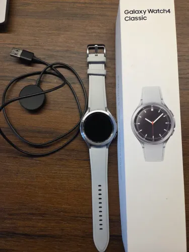 Galaxy Watch 4 Classic BT 46mm prata