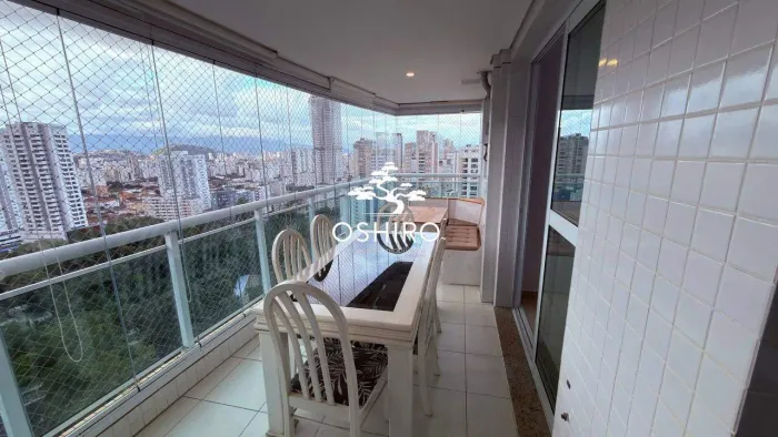 Apartamento à Venda em frente a Praia com 75 m². 2 Suítes, Sala Ampla, Vaga Demarcada e La