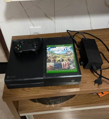 Xbox one fat + far cry 5