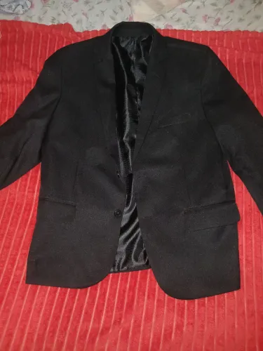 Terno masculino, tamanho M 