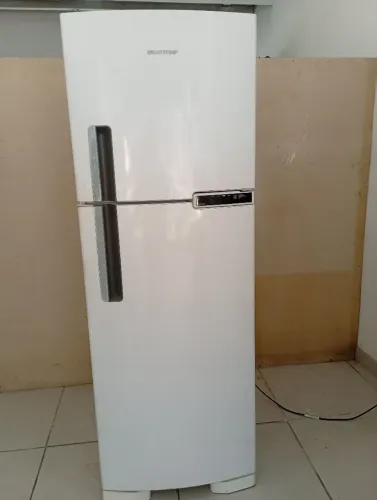 Vendo geladeira Brastemp