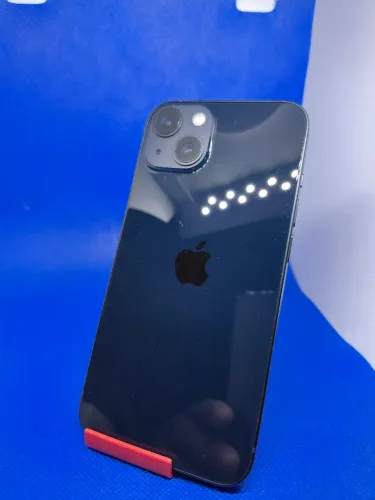 iPhone 13/128 GB em excelente estado (aceito cartão ?)