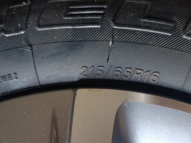 Vendo jogo de roda original da Toro aro 16