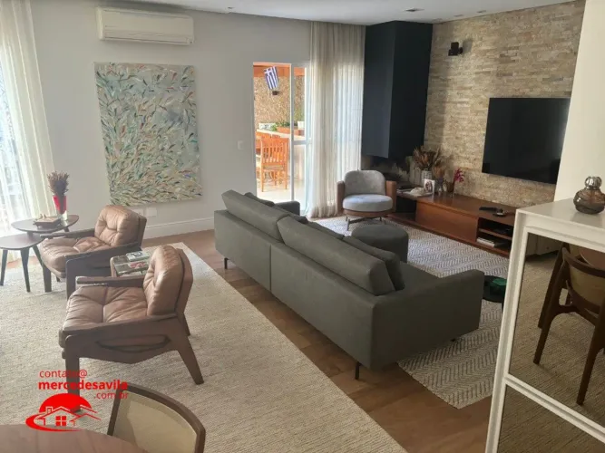 Casa Condomínio Fechado 4 Suítes, 5 Vagas 223,90m²