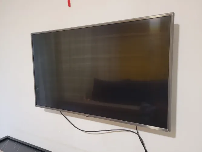Doação - Smart TV LG 43 polegadas