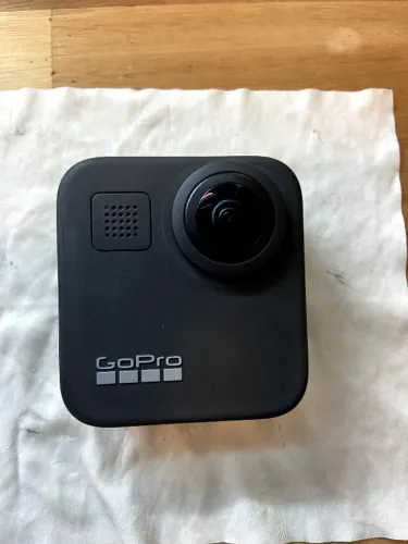 GoPro MAX 360 5.6K + Case de Proteção