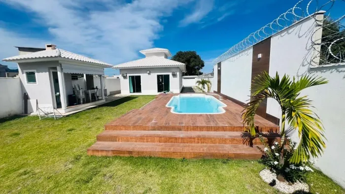 Alugo Linda casa com piscina Itaipuaçu