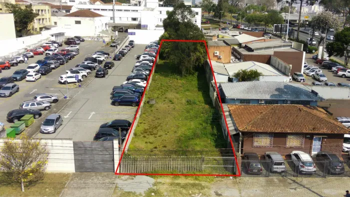Terreno residencial à venda em Curitiba-PR, no bairro Jardim Social, com infraestrutura co