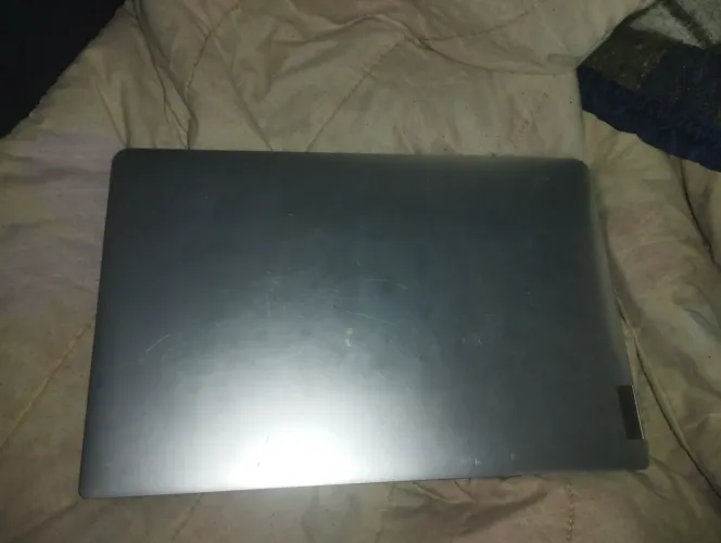 Vendo notebook Lenovo hein ótimo estado funcionando tudo
