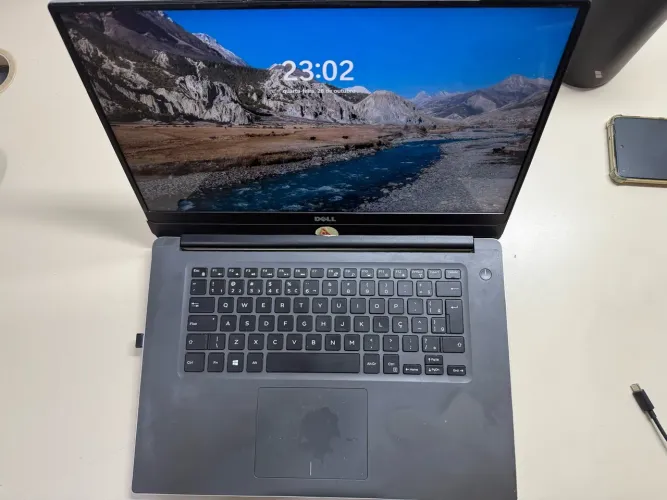 Notebook Dell 7565