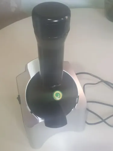 Máquina de sorvete Yonanas