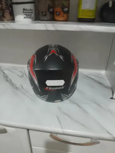 Capacete taurus esportivo