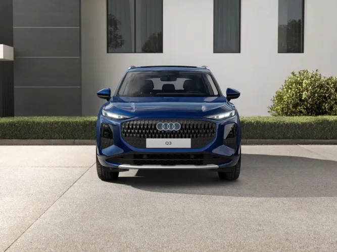 Audi Q3 SPB Perf.black Plus 2.0 TFSI Tip.quat 2026