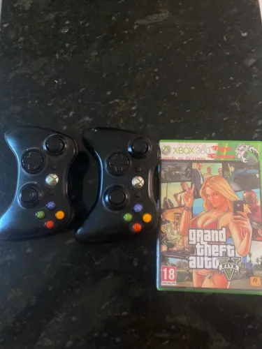 Xbox 360 Slim Desbloqueado + 2 Controles Originais + GTA 5