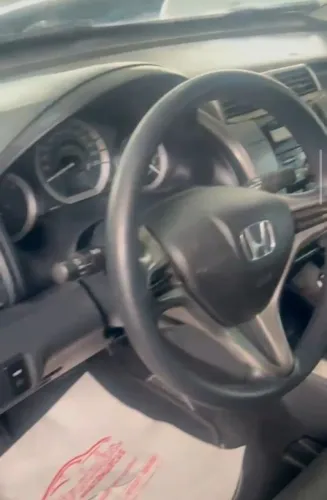 Honda City Sedan LX 1.5 Flex 16V 4P Aut. 2013