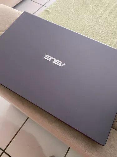 Notebook ASUS seminovo - ótimo estado!