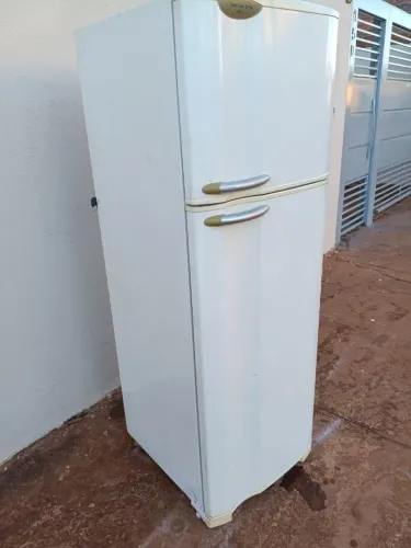 Vendo geladeira