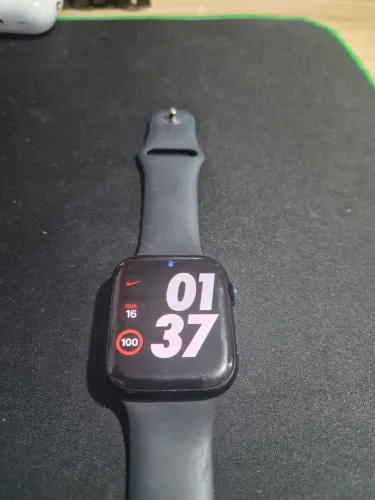 Apple Watch Series 9 - 45 mm