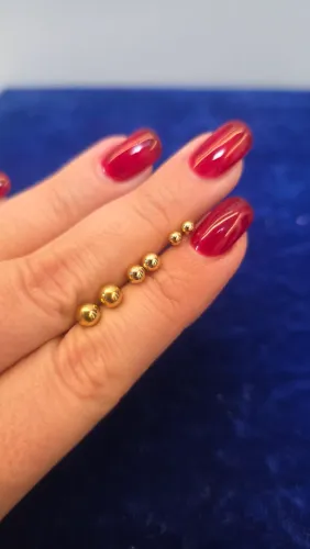 Brinco tipo Piercing indiano dourado bolinha 3 pares