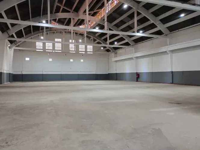 Galpão - Ramos - 1.400 m2 - Cód. 1701