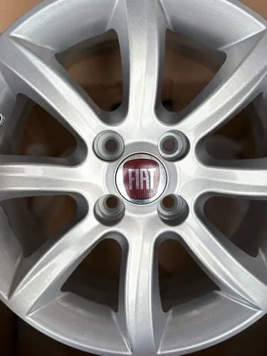 Jogo de rodas novas aro 15 modelo Fiat gran Siena 