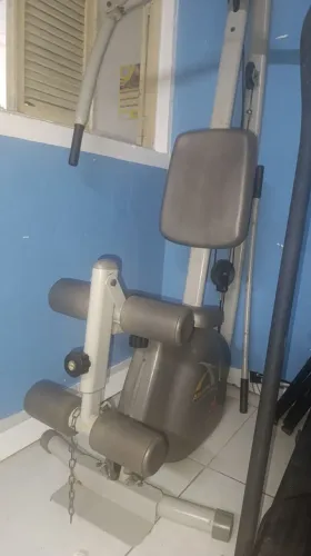 MAQUINA ESTAÇÃO DE ACADEMIA