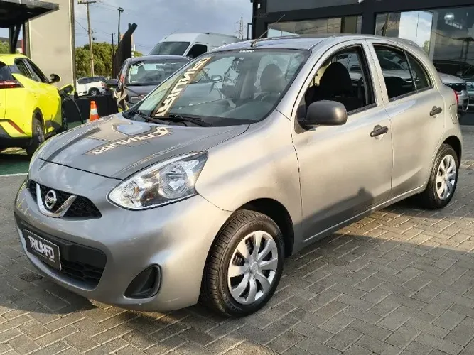 Nissan March 1.0 12V Flex 5P 2016