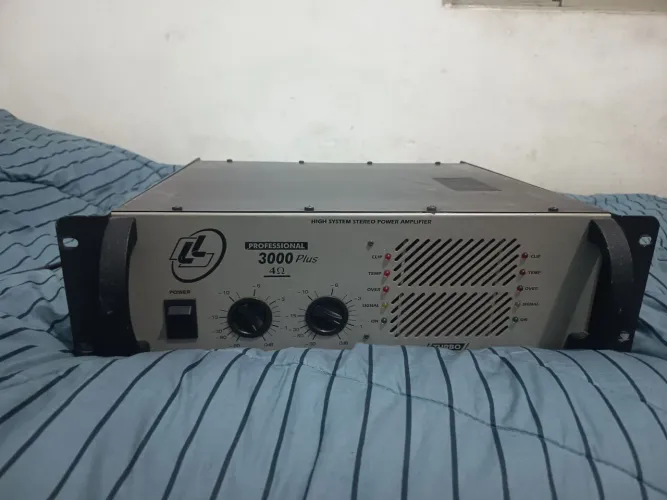 Potência Profissional LL3000 plus 4 ohms