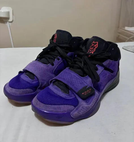 Tênis Air Jordan Zion 2 Out of This World - Tam 42